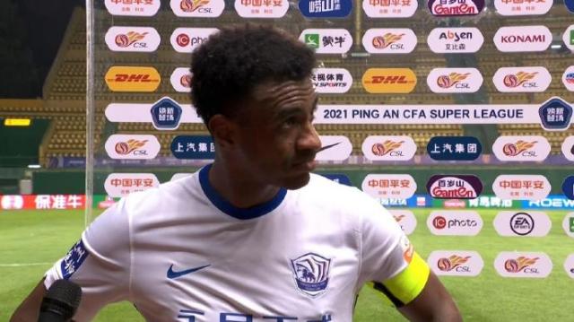 华体会官网-穆里奇多次错失机会沧州遭开门黑：进球效率需提高